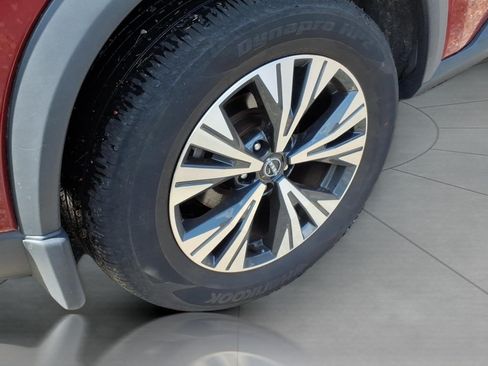 Used 2023 Nissan Rogue SV w/ SV Premium B Package AWD/4WD image 5