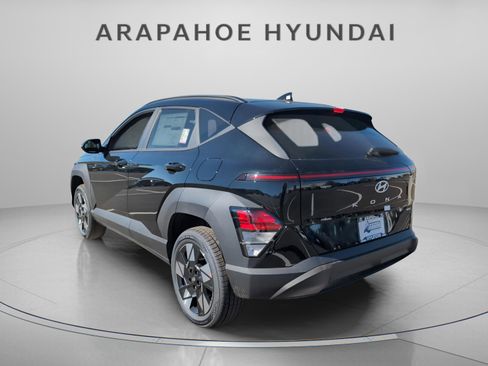 Used 2025 Hyundai Kona SEL image 3
