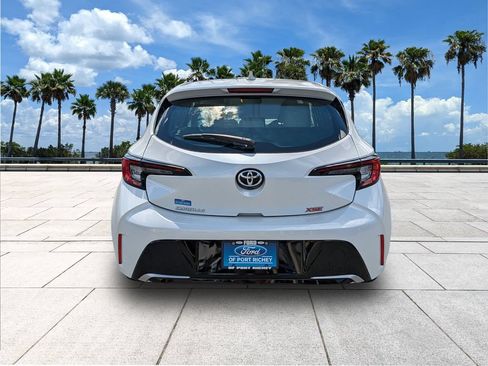 Used 2024 Toyota Corolla XSE FWD image 7