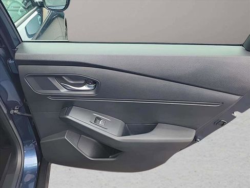 Used 2025 Honda Accord SE image 25