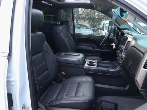 Used 2016 GMC Sierra 3500 Denali w/ Duramax Plus Package image 48