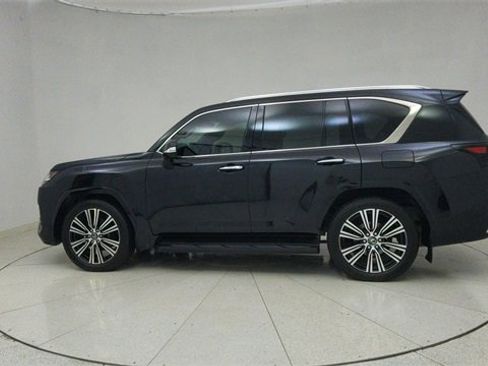 Used 2024 Lexus LX 600 4WD w/ Luxury Package image 71