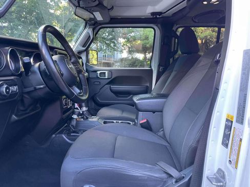 Used 2021 Jeep Wrangler Unlimited Sport AWD/4WD image 15