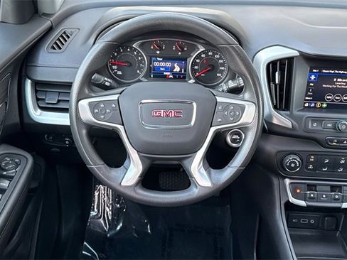 Used 2022 GMC Terrain SLE image 16