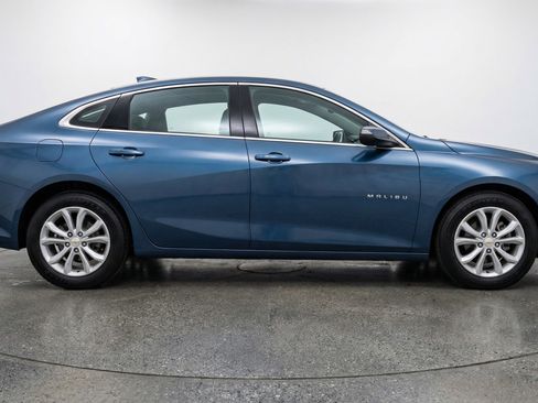 Used 2024 Chevrolet Malibu LT image 11