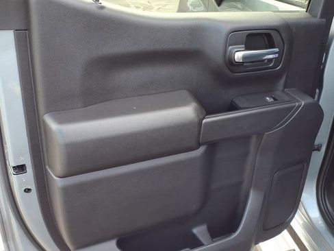 Certified 2023 Chevrolet Silverado 1500 Custom AWD/4WD image 10