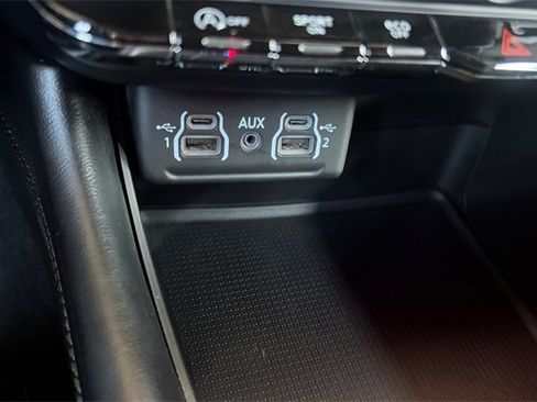 Used 2021 Dodge Durango GT image 40