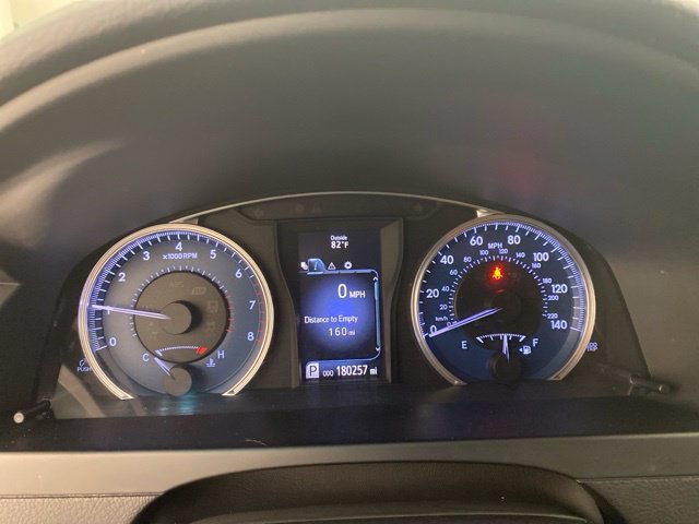 Used 2016 Toyota Camry LE FWD image 14
