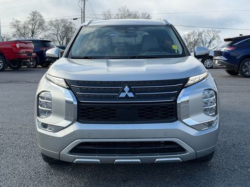 Used 2023 Mitsubishi Outlander SEL image 10