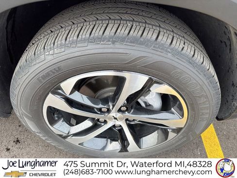 Used 2024 Chevrolet Trax RS w/ Driver Confidence Package FWD image 9
