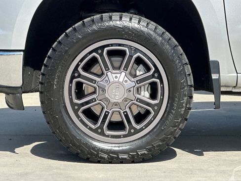 Used 2022 Chevrolet Silverado 1500 LT w/ All Star Edition Plus RWD image 24