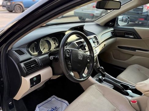 Used 2015 Honda Accord EX-L image 11