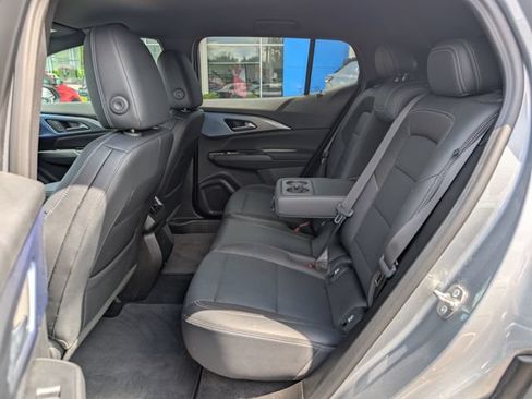 Used 2024 Chevrolet Equinox EV LT AWD/4WD image 15