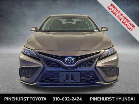 Certified 2023 Toyota Camry SE image 3