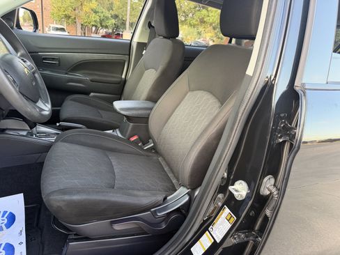 Used 2020 Mitsubishi Outlander Sport ES FWD image 19