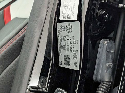 Certified 2024 GMC Canyon AT4X image 35