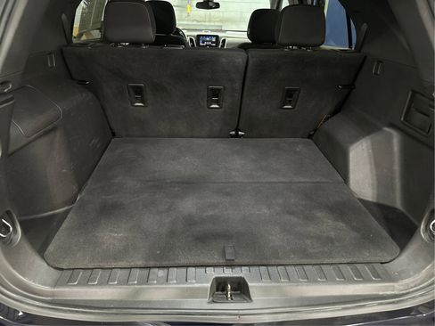 Used 2021 Chevrolet Equinox LT AWD/4WD image 12