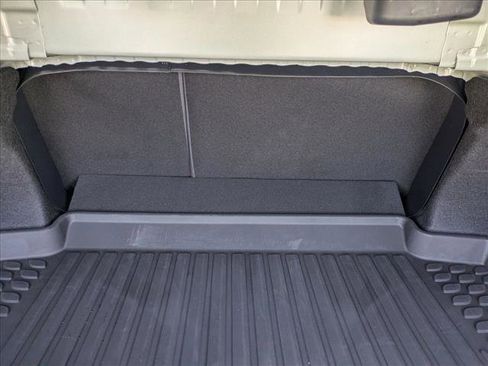 Certified 2020 Toyota Camry XSE image 7