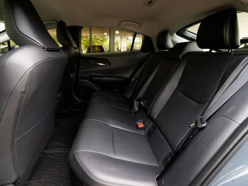 Used 2024 Toyota Prius XLE AWD/4WD image 17