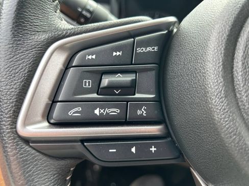 Used 2025 Subaru Outback Premium AWD/4WD image 17
