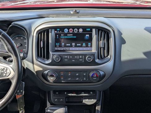 Used 2017 Chevrolet Colorado Z71 RWD image 15