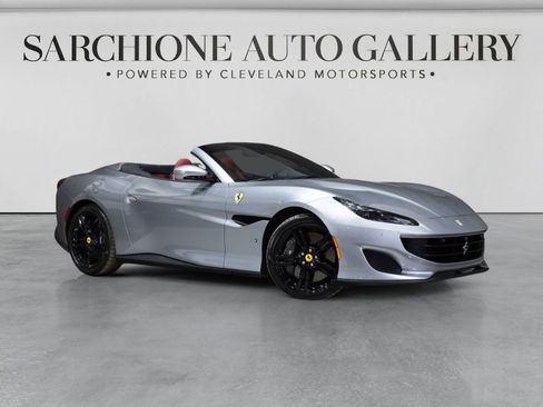 Used 2019 Ferrari Portofino RWD image 1