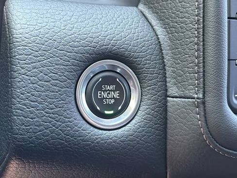 Used 2023 GMC Yukon Denali w/ Max Trailering Package AWD/4WD image 29