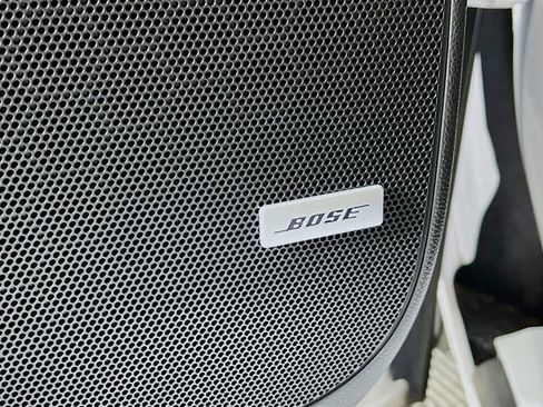 Used 2023 Buick Enclave Avenir w/ Avenir Technology Package AWD/4WD image 35