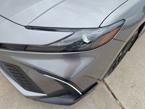 Used 2025 Toyota Camry SE w/ Convenience Package FWD image 10
