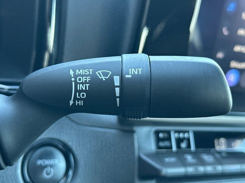 Certified 2025 Toyota Camry SE w/ Convenience Package image 40