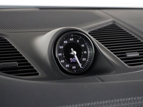 New 2026 Porsche Cayenne E-Hybrid image 16