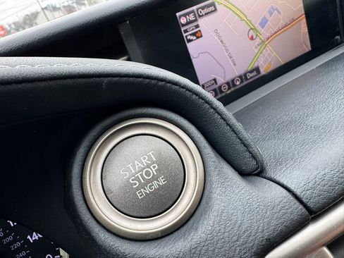 Used 2015 Lexus IS 250 image 16