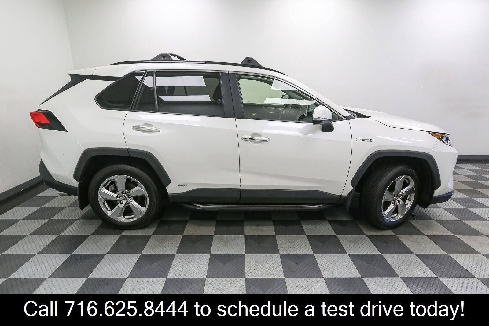 Used 2019 Toyota RAV4 Limited AWD/4WD image 7