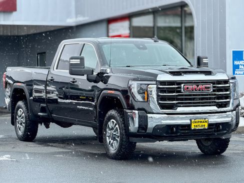 Used 2024 GMC Sierra 3500 SLE image 1