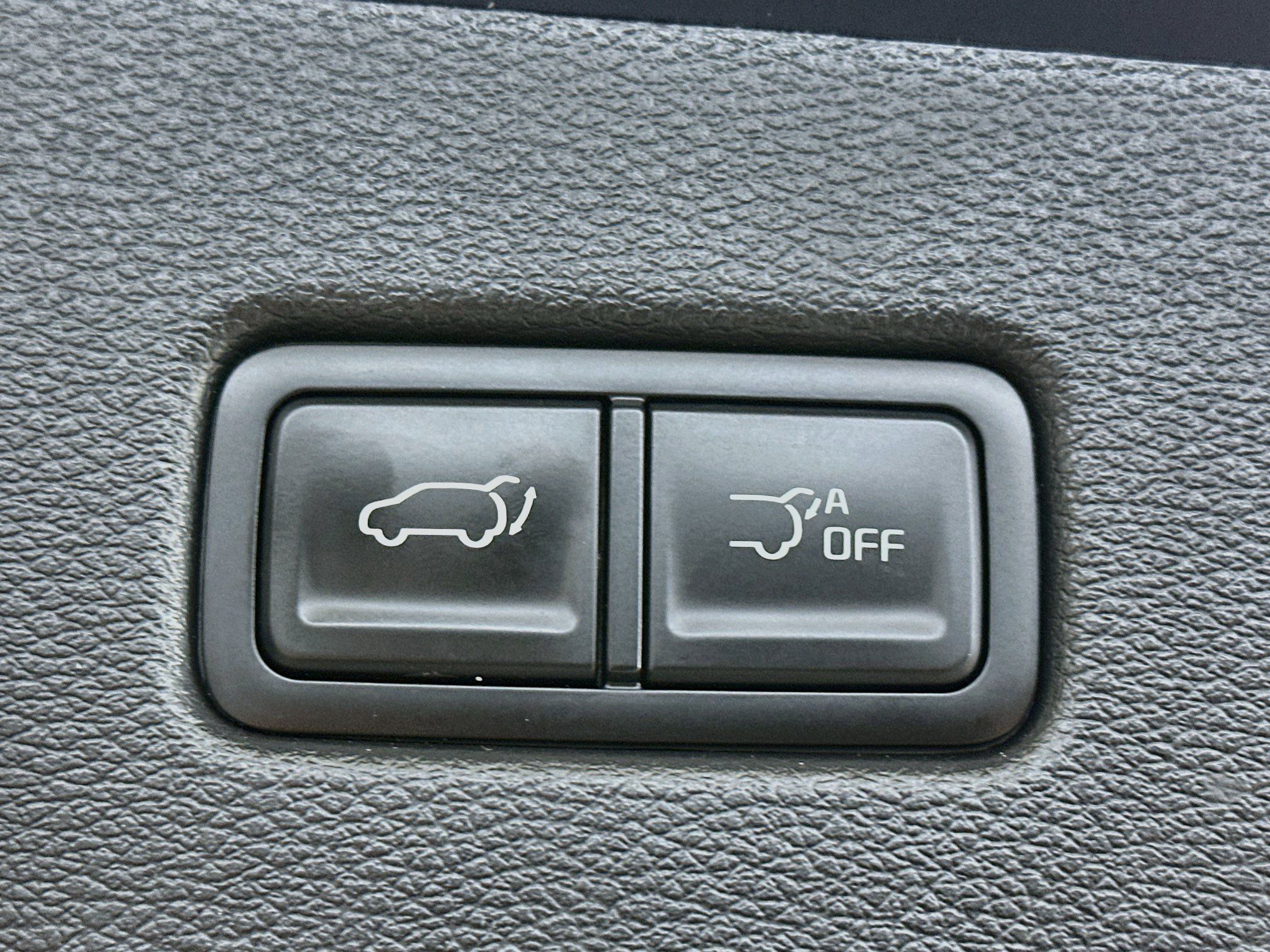 Used 2025 Kia Telluride S FWD image 32