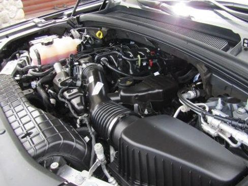 Used 2024 Jeep Grand Cherokee Altitude AWD/4WD image 19
