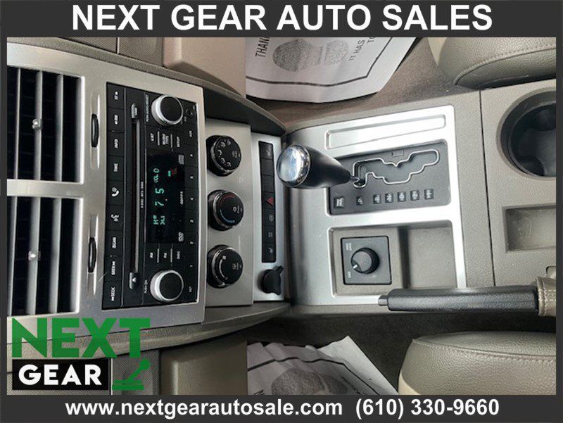 Used 2007 Dodge Nitro SLT AWD/4WD image 12