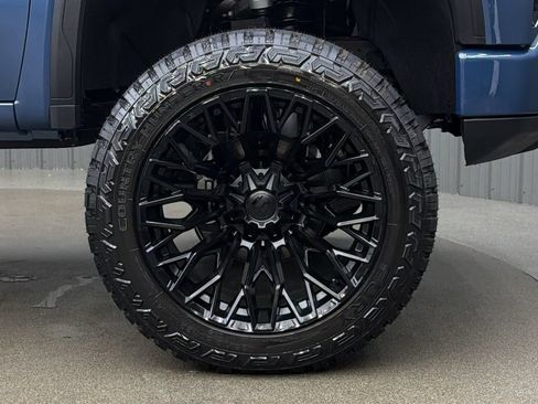 Used 2026 GMC Sierra 1500 Elevation AWD/4WD image 9