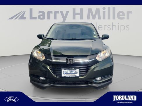 Used 2017 Honda HR-V EX image 8