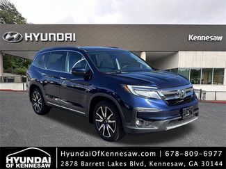 Used 2019 Honda Pilot Touring video 1
