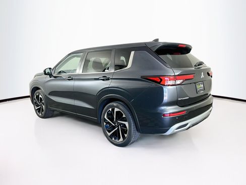 Used 2024 Mitsubishi Outlander SE FWD image 5