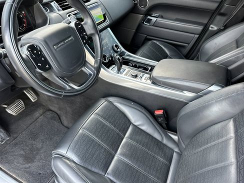 Used 2018 Land Rover Range Rover Sport HSE Dynamic image 10