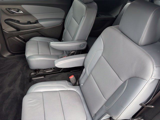 Used 2019 Chevrolet Traverse Premier w/ LPO, Floor Liner Package AWD/4WD image 9