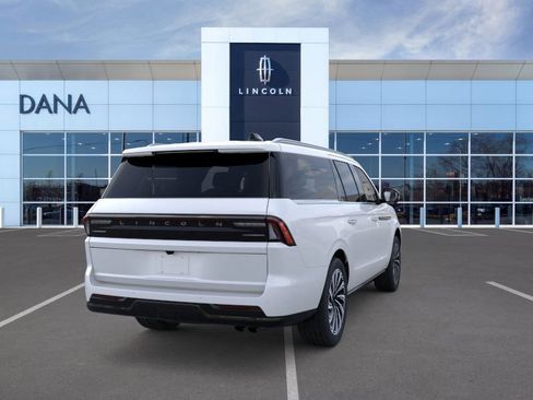 New 2026 Lincoln Navigator L Black Label AWD/4WD image 8