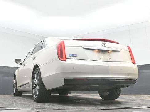 Used 2013 Cadillac XTS FWD image 30