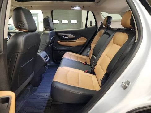 Used 2020 GMC Terrain SLT w/ Preferred Package AWD/4WD image 24