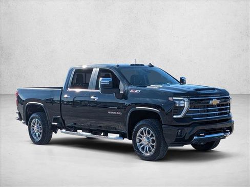 New 2026 Chevrolet Silverado 2500 LT w/ Z71 Chrome Sport Edition image 5