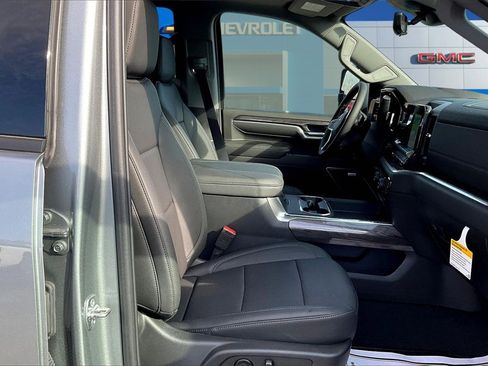 New 2025 Chevrolet Silverado 2500 LTZ w/ Trail Boss Package image 11