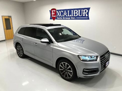 Used 2017 Audi Q7 3.0T Premium Plus w/ Premium Plus Package image 46