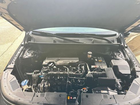 Used 2025 Hyundai Kona SEL image 32